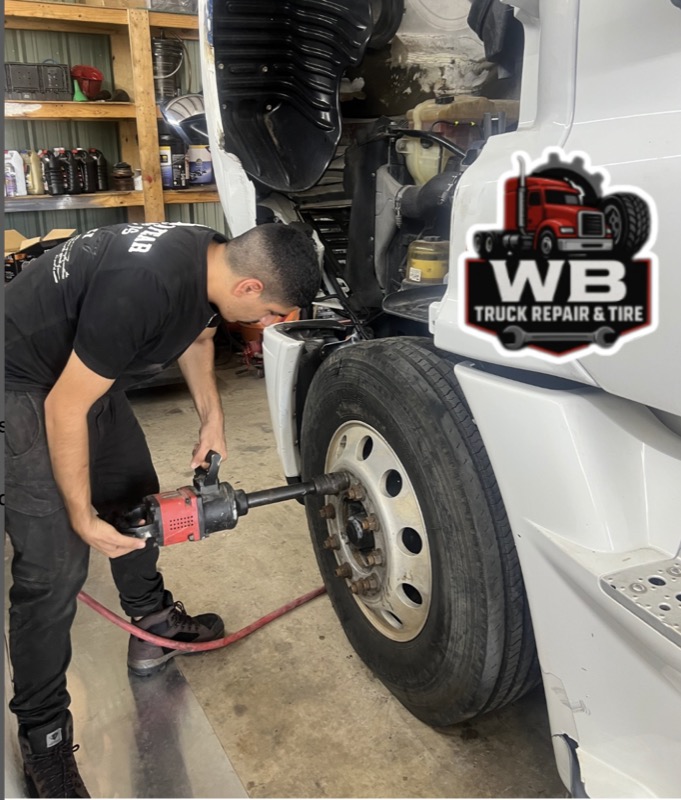 WB Truck Repair & Tire - Service Bay